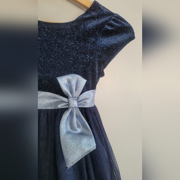 GIRLS PARTY Dress Sparkling Blue with Satin Sash Size 6 Like New - Picture 11 of 13